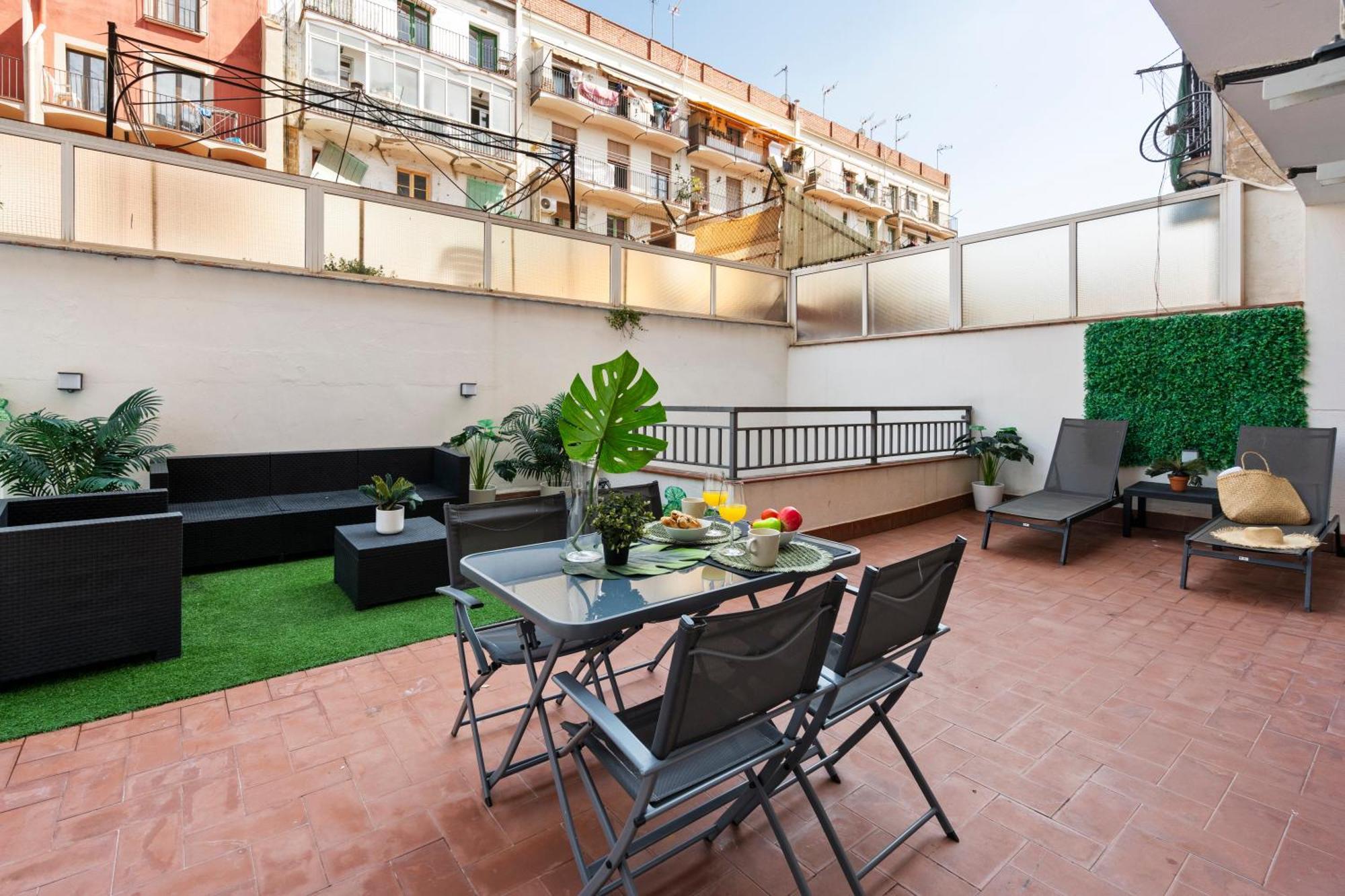 Lodging Apartments Liceu 11 Barcelona Exterior photo