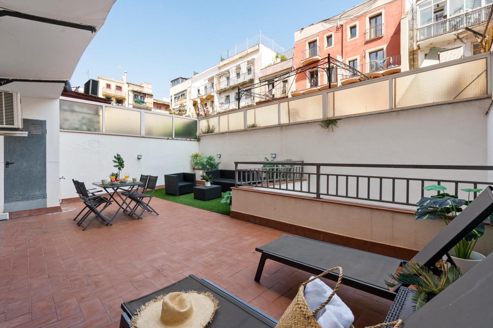 Lodging Apartments Liceu 11 Barcelona Exterior photo